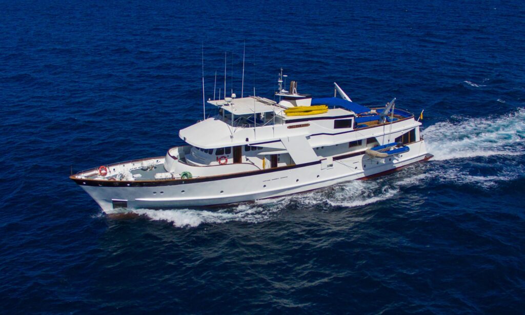 M/Y Beluga aerial cruising through the water